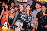 Gente na balada