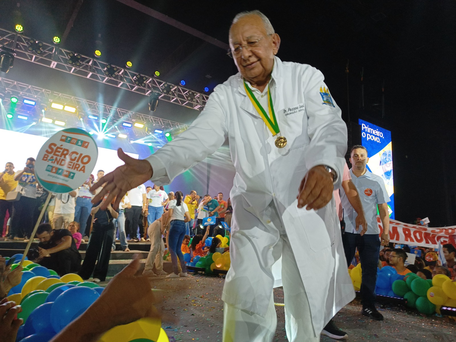 Dr Pessoa tem a candidatura oficializada com público de mais de 10 mil pessoas