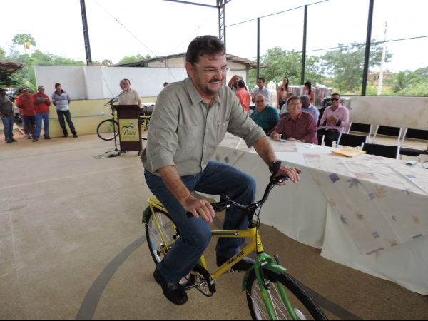 Governador Wilson Martins Inaugura obras de seu governo em Barra D“Alcântara - Imagem 23