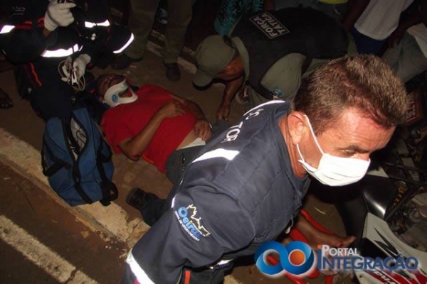 Acidente envolvendo Van escolar e moto deixa uma pessoa ferida em Oeiras - Imagem 1