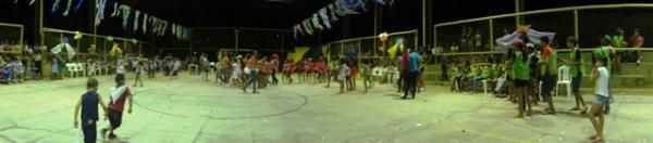 Sexta de carnaval anima Lagoa de São Francisco - Imagem 1