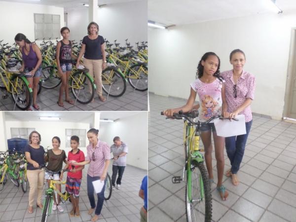 Estudantes de Francinópolis recebem bicicletas do Programa Pedala Piauí - Imagem 4