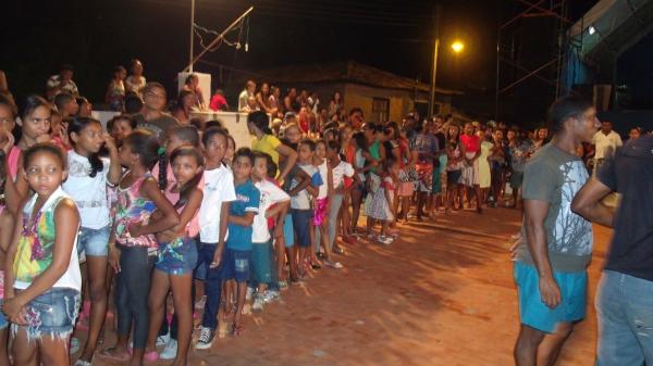 Bolo Comemorativo de 52 Anos - Imagem 35