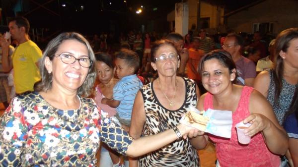 Bolo Comemorativo de 52 Anos - Imagem 45