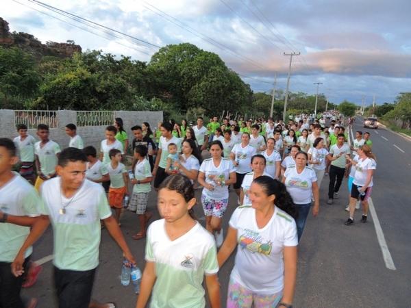 Programa Saúde na Escola - PSE realiza caminhada com alunos - Imagem 37