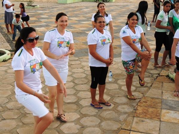 Programa Saúde na Escola - PSE realiza caminhada com alunos - Imagem 26