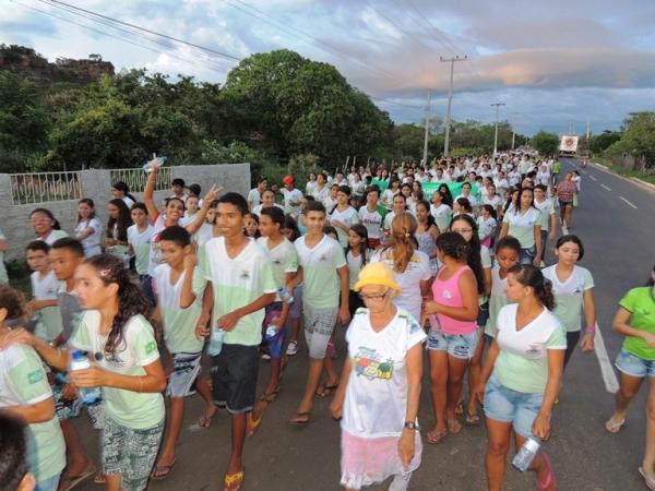 Programa Saúde na Escola - PSE realiza caminhada com alunos - Imagem 34