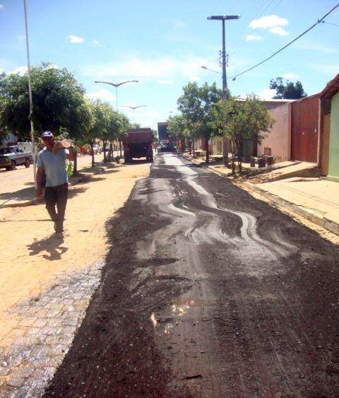 Prefeitura inicia obras de pavimentação asfáltica nas ruas do município - Imagem 3