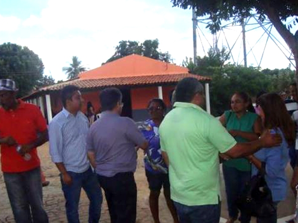 Prefeito recebe deputado Gustavo Neiva e secretário Avelino Neiva no município - Imagem 9