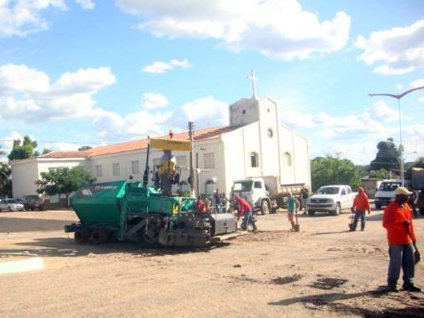 Prefeito recebe deputado Gustavo Neiva e secretário Avelino Neiva no município - Imagem 4