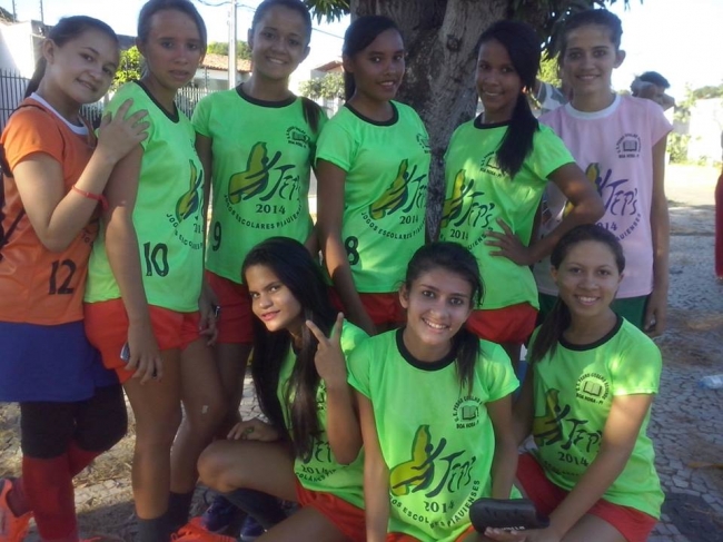 As meninas do Cemti Pedro Coelho de Resende consagrou-se campeão da XII Edição Jogos Escolares Piauienses (JEPs) - Imagem 1