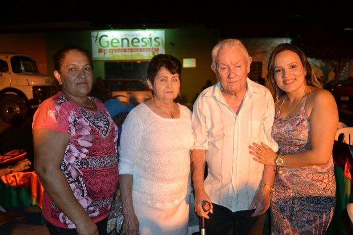 SEMAS e CRAS promovem festa para idosos e encerram as confraternizações 2015 junto aos grupos dos SCFV - Imagem 9