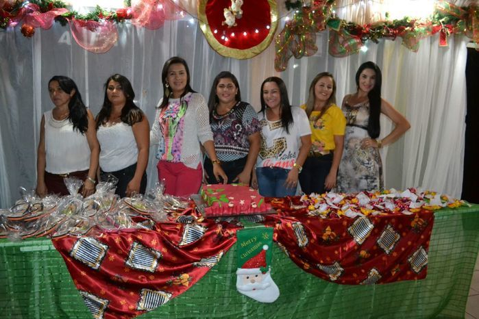 SEMAS e CRAS promovem festa para idosos e encerram as confraternizações 2015 junto aos grupos dos SCFV - Imagem 83