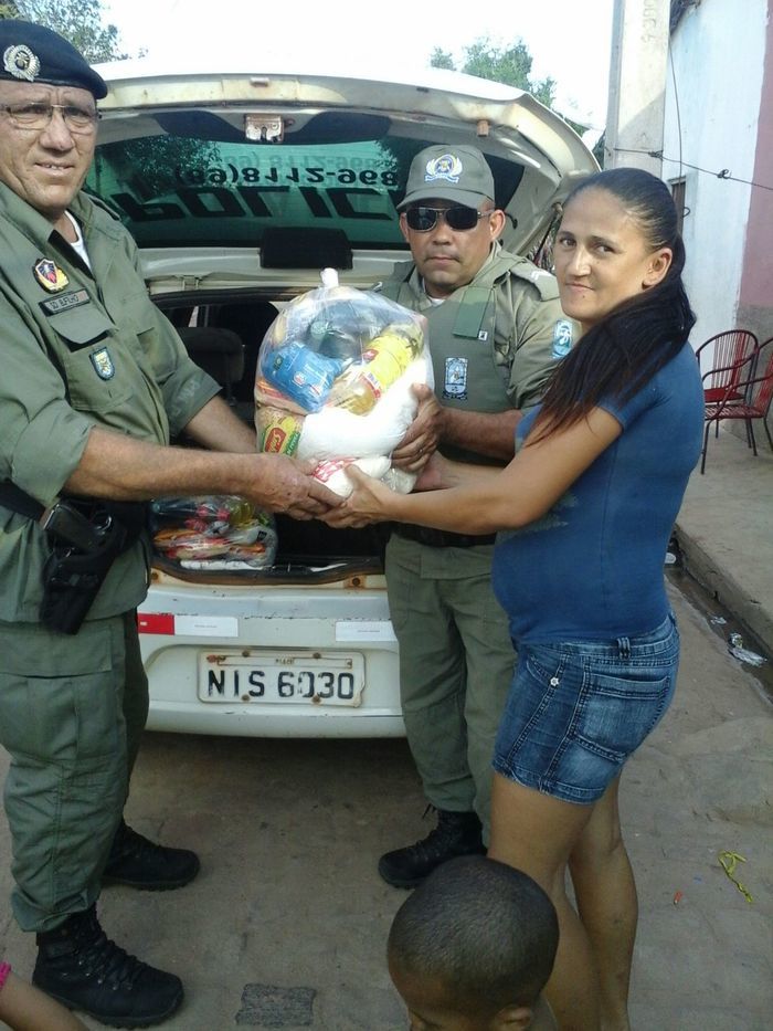 GPM distribui alimentos arrecadado em campanha de natal - Imagem 1