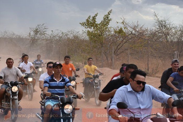 Márcio Alencar entrega ambulância e inaugura estrada em Pocinhos - Imagem 16
