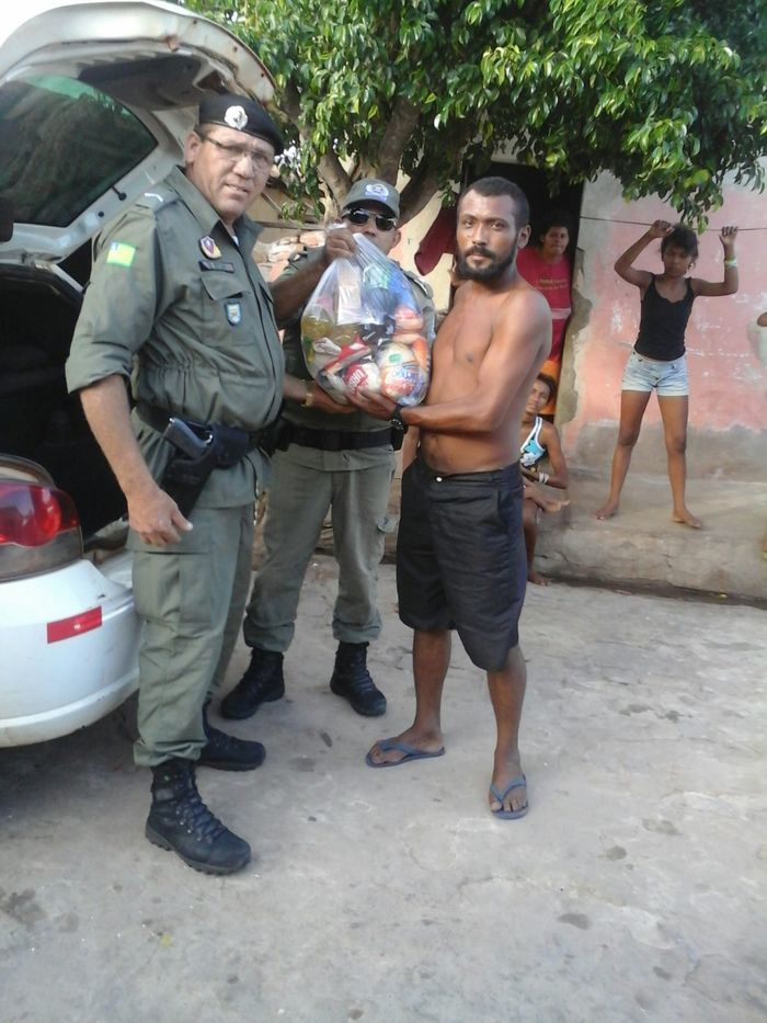 GPM distribui alimentos arrecadado em campanha de natal - Imagem 4