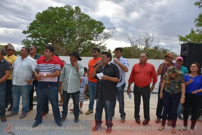 Márcio Alencar entrega ambulância e inaugura estrada em Pocinhos - Imagem 59