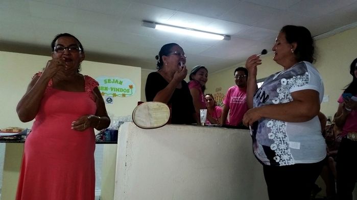 Na sexta-feira 06-03 teve o encerramento da 1ª Semana Social da Mulher com brincadeiras e distribuição de brindes - Imagem 9