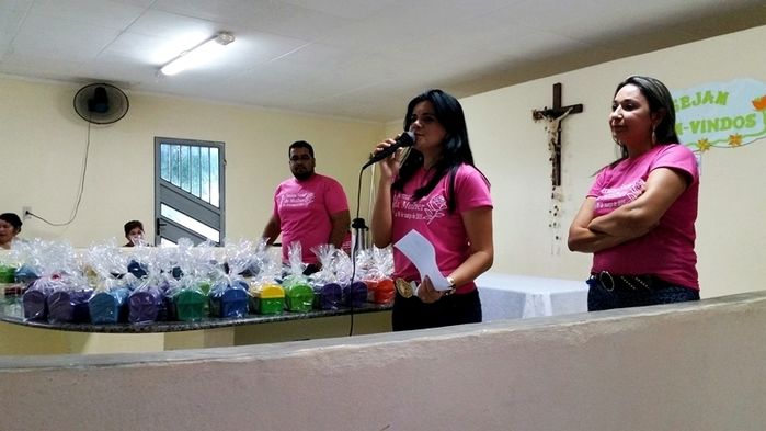 Na sexta-feira 06-03 teve o encerramento da 1ª Semana Social da Mulher com brincadeiras e distribuição de brindes - Imagem 3