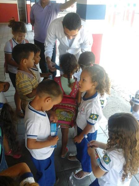 Equipe da saúde Bucal realiza palestras em Escolas do Município - Imagem 2
