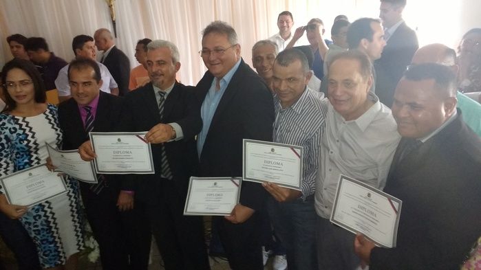 Vereadores eleitos junto com Prefeito e Vice Prefeito eleitos (Crédito: Aristeu Carvalho)