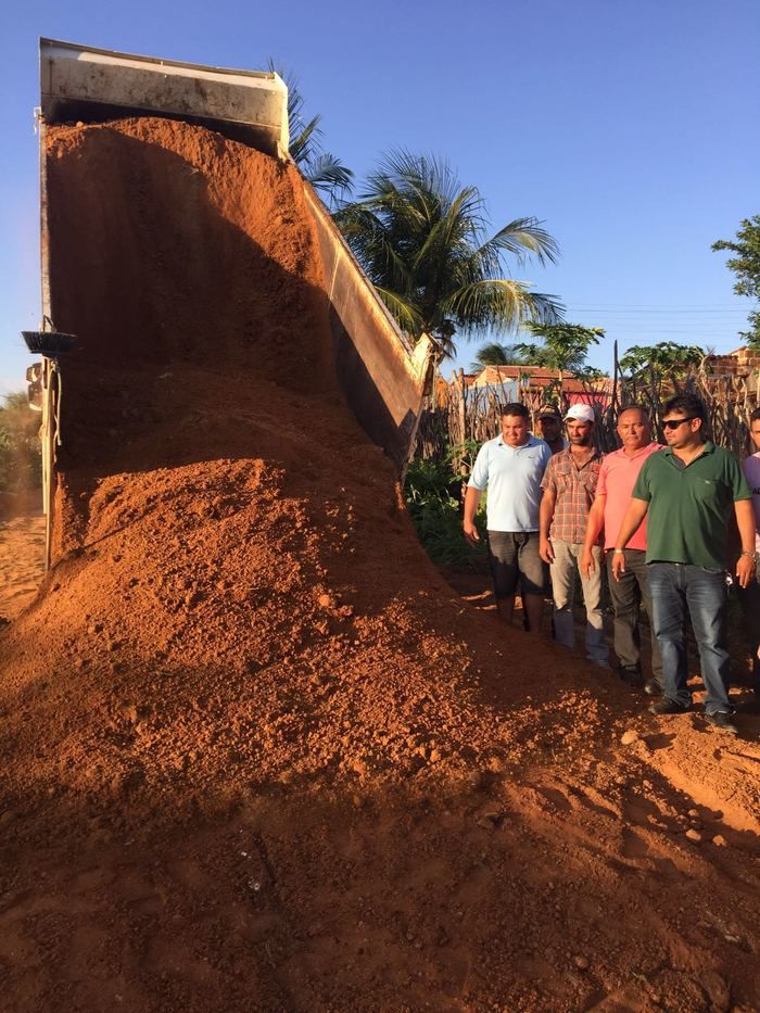 Prefeitura de Alegrete realiza reparos em ruas da cidade - Imagem 3