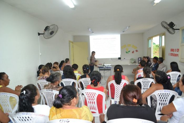 SME realiza reuniões de capacitação para servidores das escolas - Imagem 23