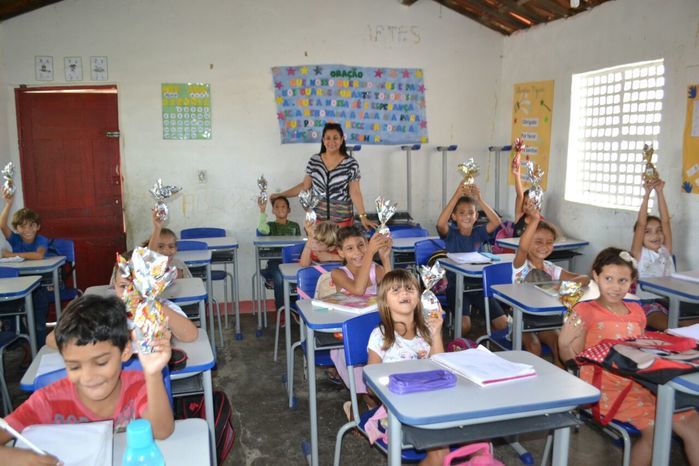 Primeira dama faz entrega de ovos da páscoa em zona rural - Imagem 25