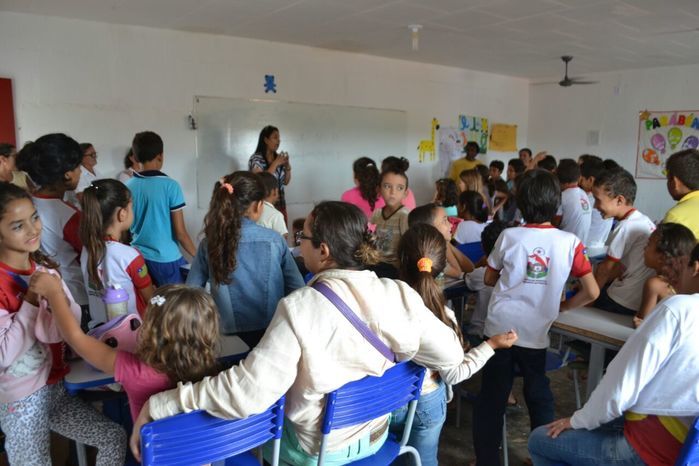 Primeira dama faz entrega de ovos da páscoa em zona rural - Imagem 6