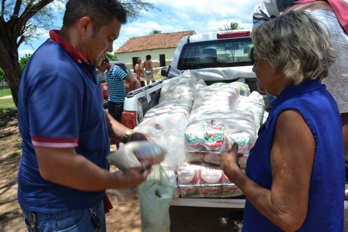 Prefeitura de Alegrete distribui peixes para a população - Imagem 13