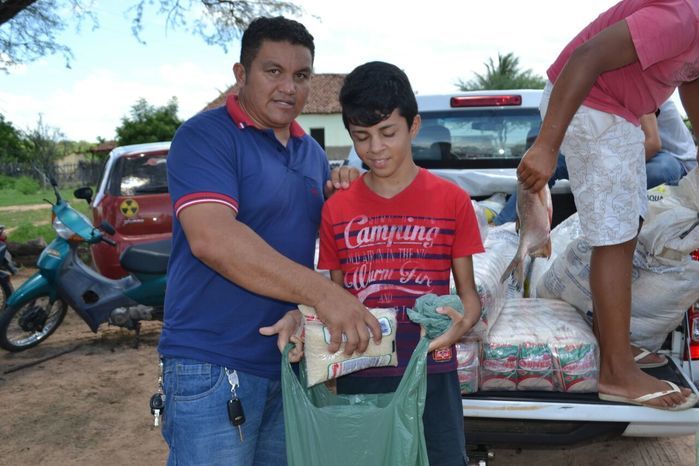 Prefeitura de Alegrete distribui peixes para a população - Imagem 55
