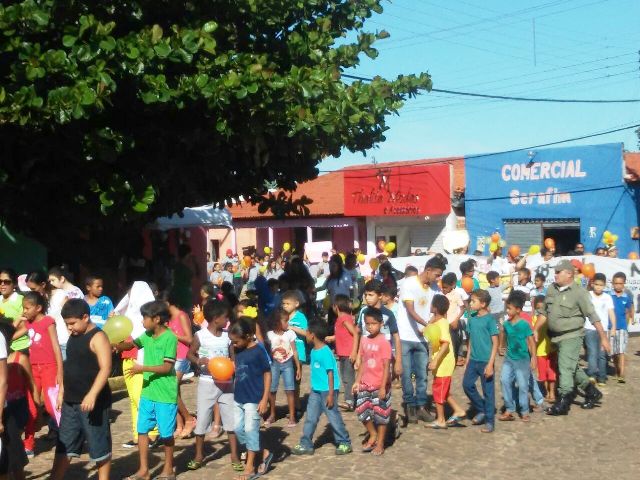 PREFEITURA DE BOA HORA PROMOVE CAMINHADA DE COMBATE AO ABUSO SEXUAL - Imagem 7