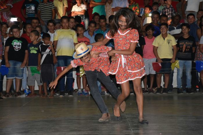 Prefeitura de Alegrete realiza com sucesso o III Arraiá da Alegria - Imagem 29