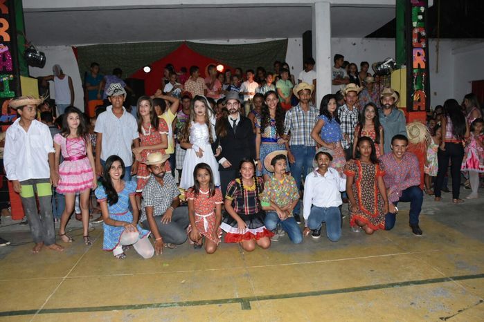 Prefeitura de Alegrete realiza com sucesso o III Arraiá da Alegria - Imagem 37