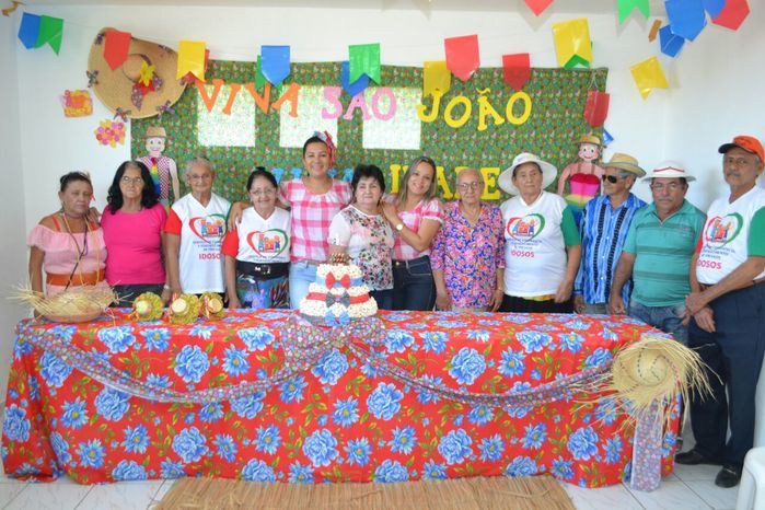 CRAS realiza festa junina para idosos do grupo Viva Idade - Imagem 29