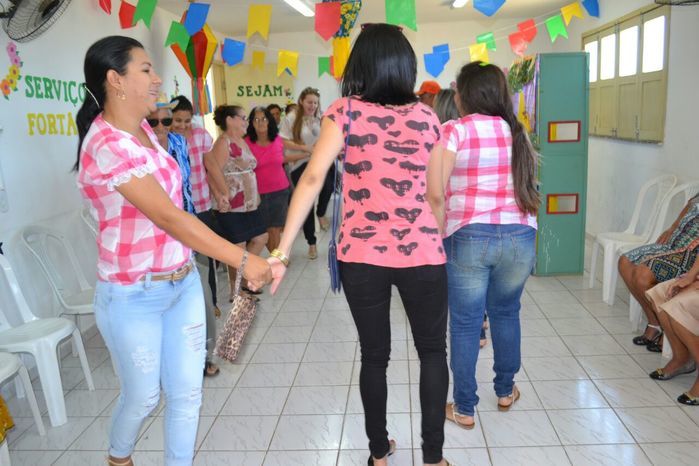 CRAS realiza festa junina para idosos do grupo Viva Idade - Imagem 41