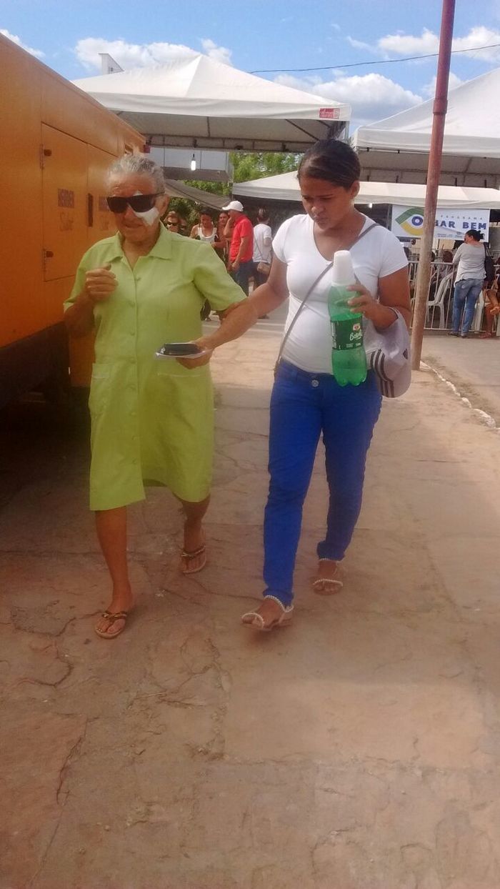 BOA HORA PARTICIPA DO MUTIRÃO DA CATARACA EM CAMPO MAIOR - Imagem 3