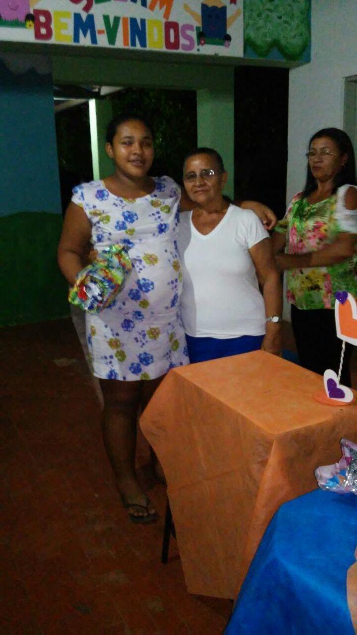 Escolas realizam festa em comemoração ao Dia das Mães - Imagem 23