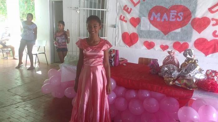 Escolas realizam festa em comemoração ao Dia das Mães - Imagem 2