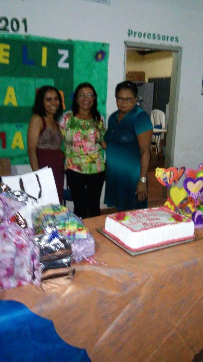 Escolas realizam festa em comemoração ao Dia das Mães - Imagem 19