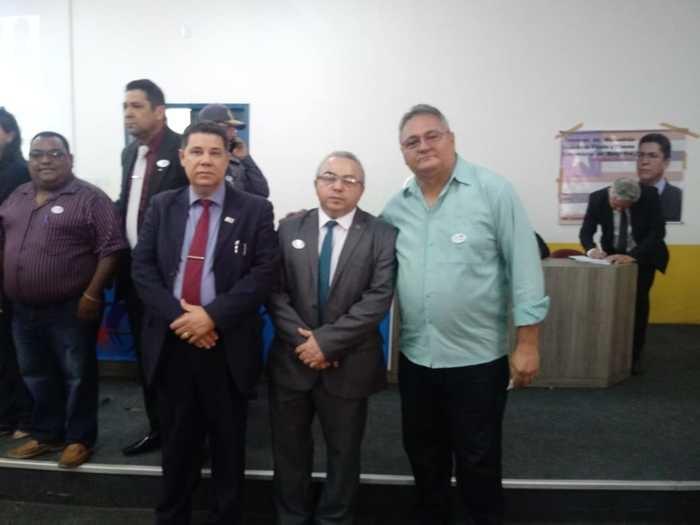 Vice-Prefeito Gílson Moura com autoridades da Segurança (Crédito: Aristeu Carvalho)