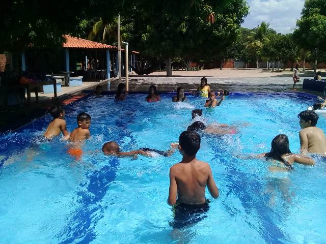 Scretaria de Assistência social de Dom Expedito Lopes promove confraternização para crianças e adolescentes. - Imagem 7