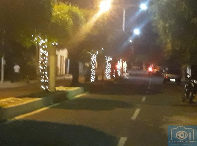 Milton Brandão: Cidade decorada em clima natalino - Imagem 1