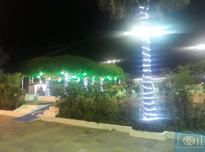 Milton Brandão: Cidade decorada em clima natalino - Imagem 11