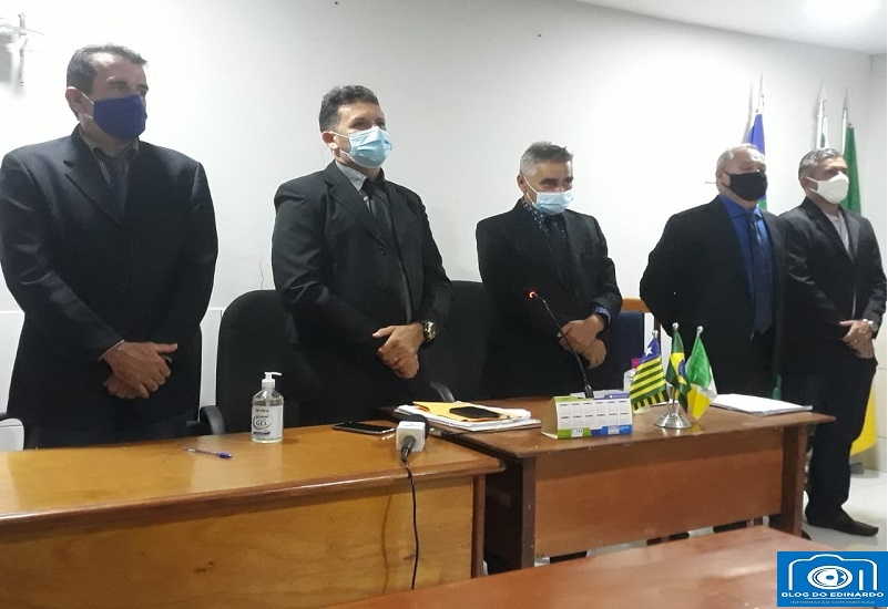 Milton Brandão: Prefeito Evangelista Resende, participa de Sessão Solene e diz em discurso que trabalhará em parceria com todos vereadores - Imagem 6