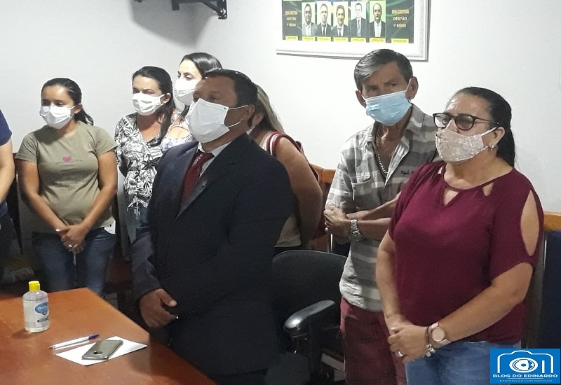 Milton Brandão: Prefeito Evangelista Resende, participa de Sessão Solene e diz em discurso que trabalhará em parceria com todos vereadores - Imagem 7