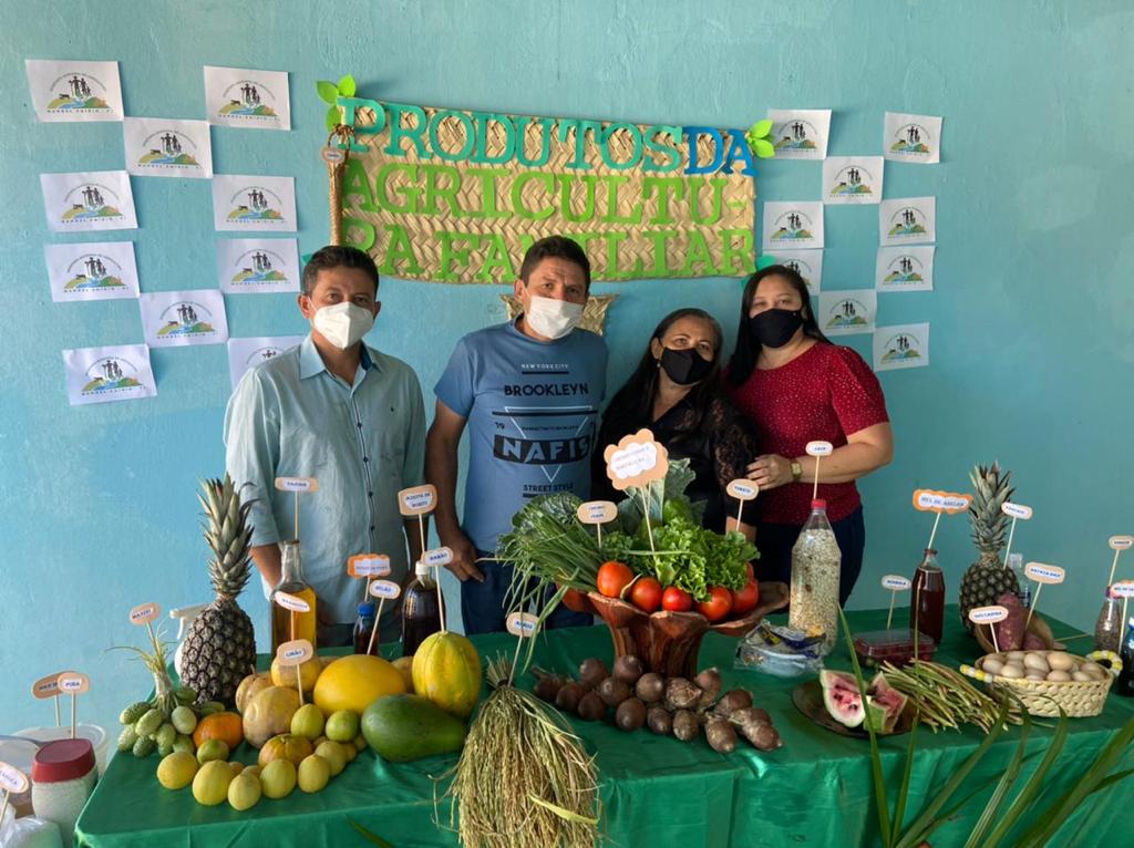 Exposição da “Mesa da Agricultura Familiar” em Manoel Emídio - Imagem 2