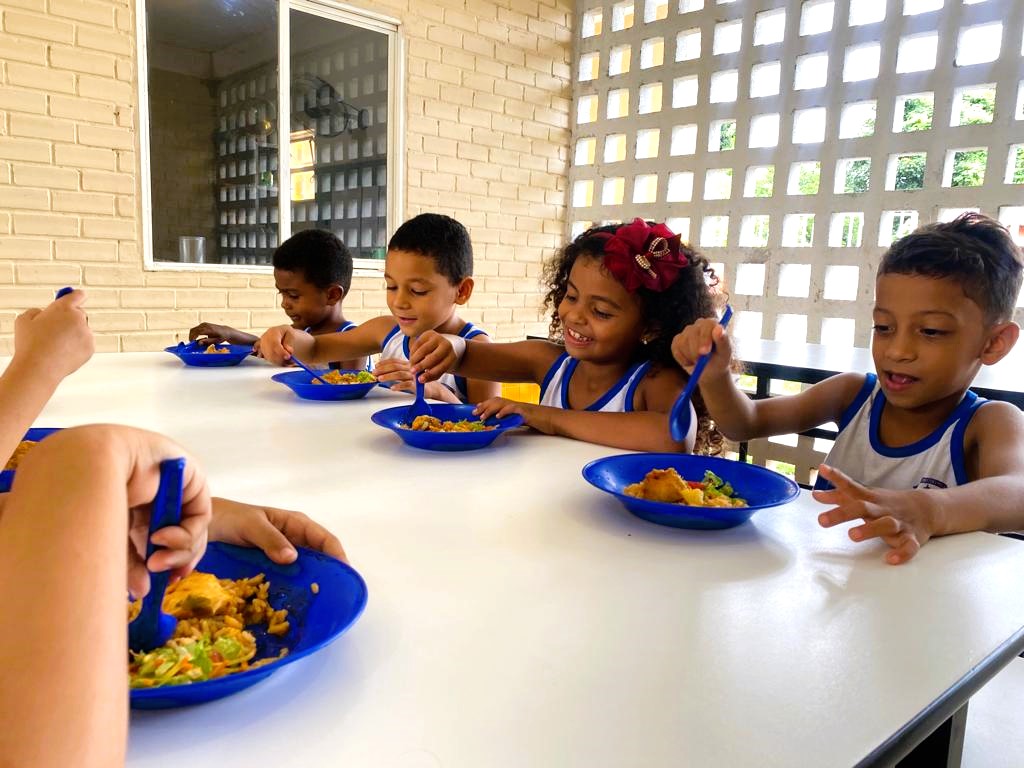 Secretaria de Educação oferece alimentação de qualidade. - Imagem 5