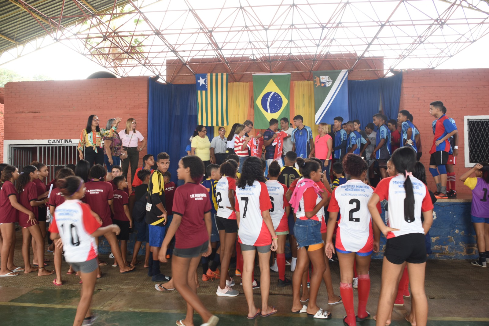 Prefeito João Luiz e Secretária Norma Suely abrem os Jogos Escolares 2023 - Imagem 7