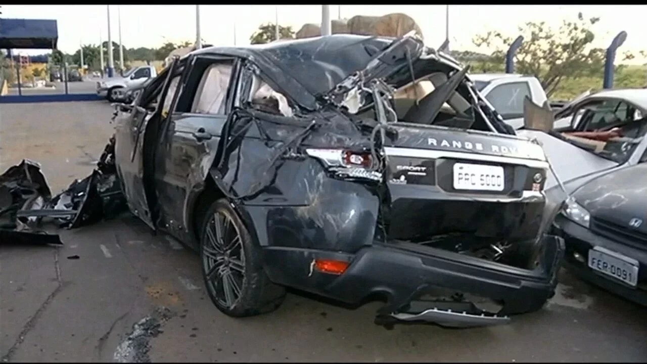 Land Rover que levava Cristiano Araújo no dia do acidente 
